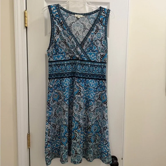 Max StudioSleeveless Blue Paisley V-Neck Women's Dress - Picture 1 of 3